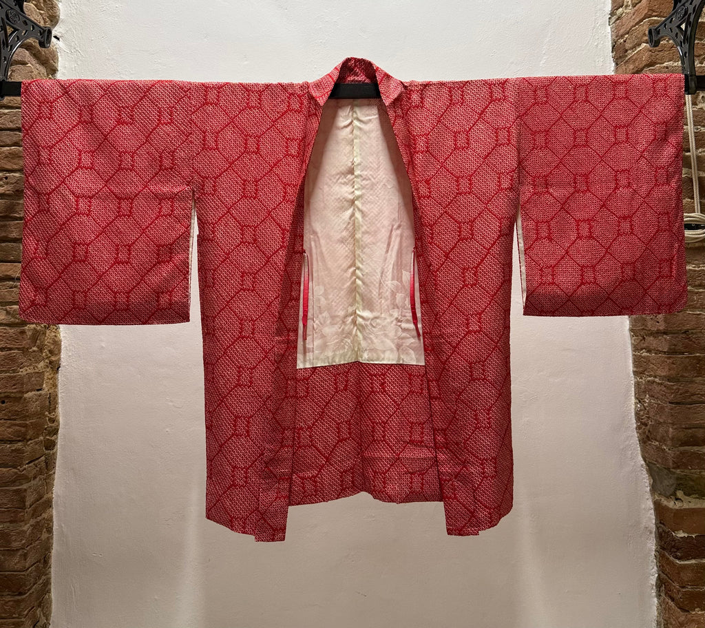 Esagono rosso shibori