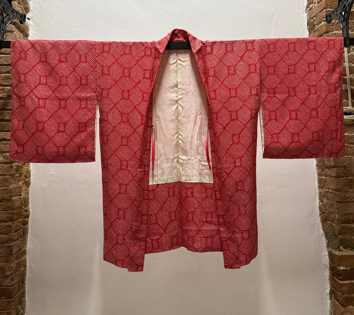 Esagono rosso shibori