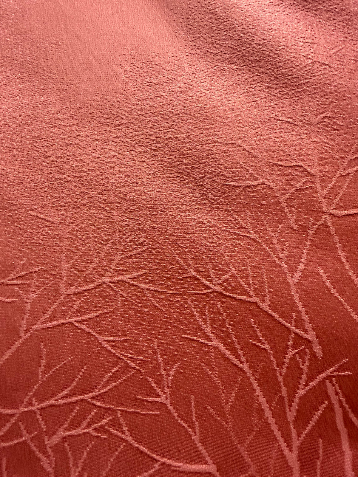 Rosa e crema con paesaggio