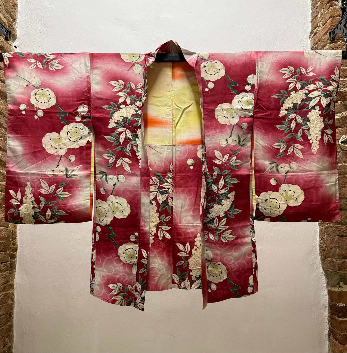 Seta intrecciata rosa vintage con motivi floreali